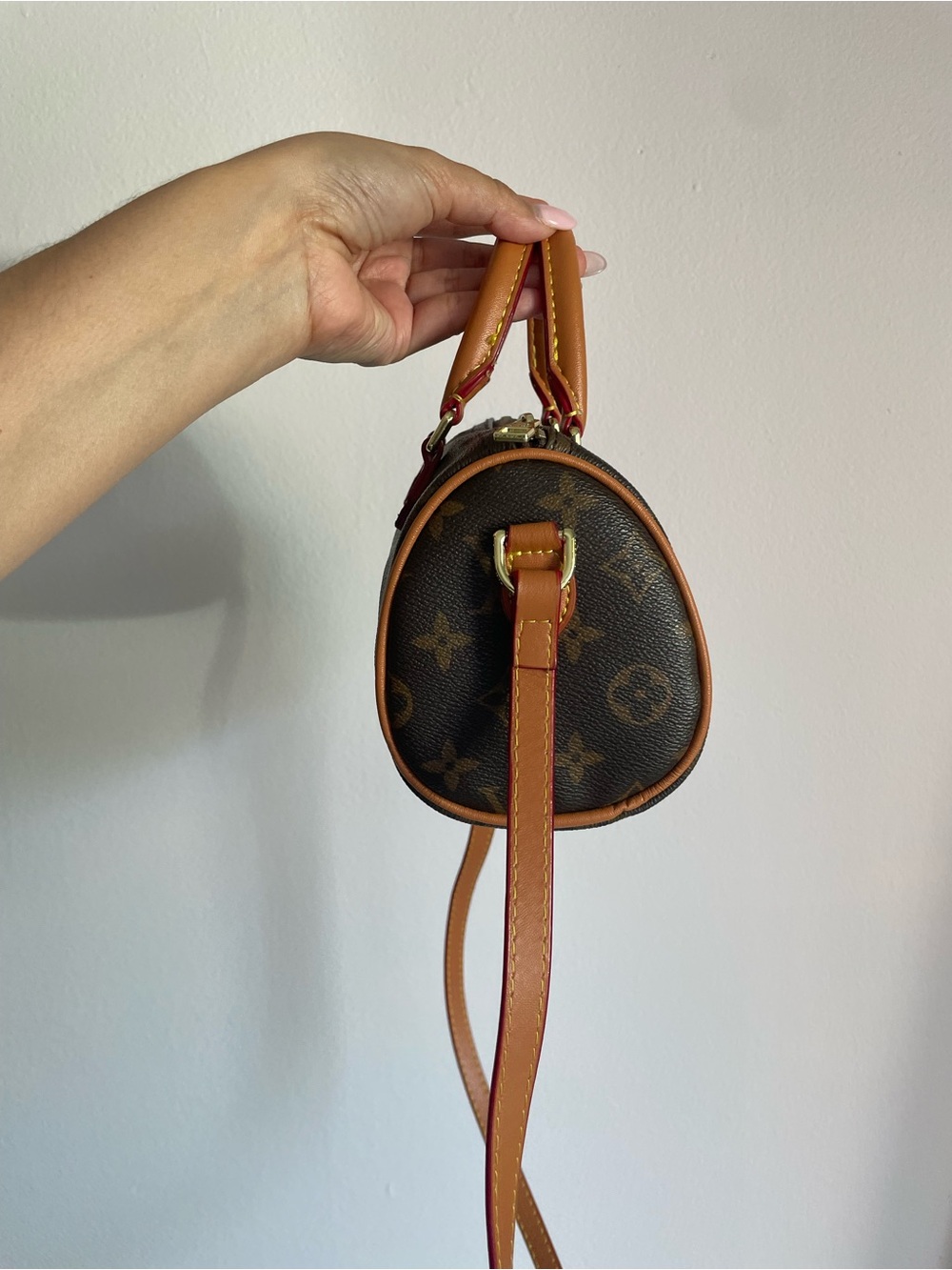 LOUIS VUITTON Monogram Speedy Nano - Picture 5 of 11